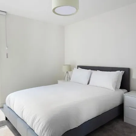 Contemporary 1br With Amazing Views *